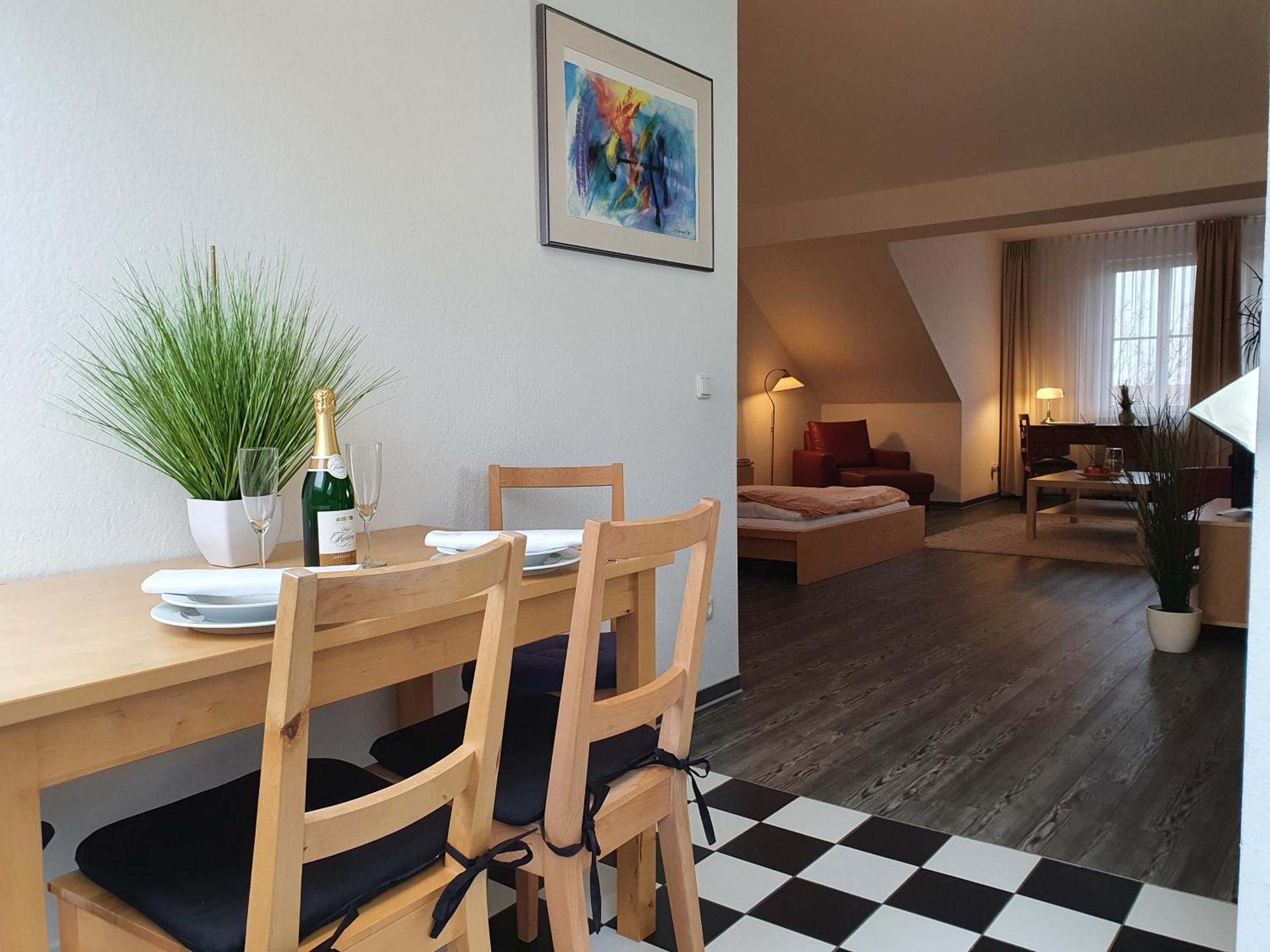 Apartmenthaus Feuerbach Apartment *